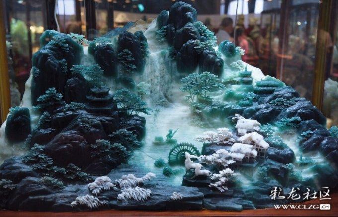 夏天怎么护肤，才能保持好皮肤？游戏画面
