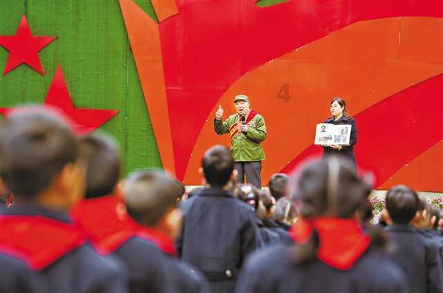 苏州工业园区滨江苑社区举办中医理疗讲座