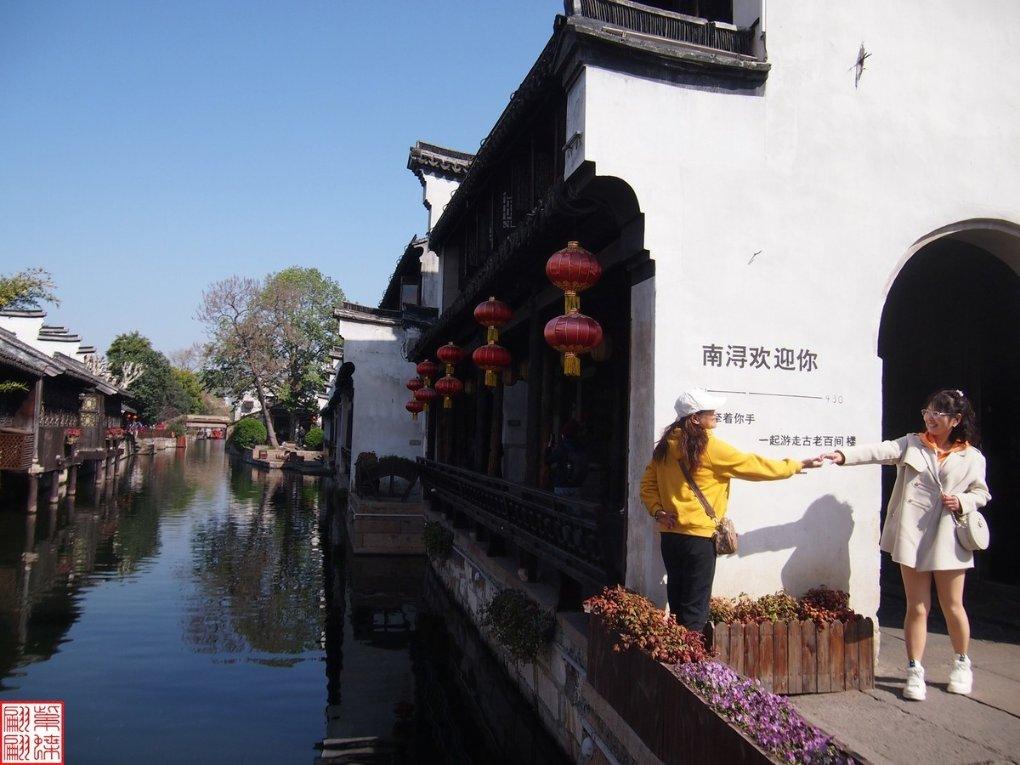 头发每天洗还是有很多头屑怎么办?洗发水排行榜前十名去屑控油